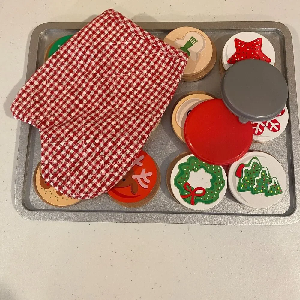Melissa & Doug Christmas Cookie Wooden Play Set – Incomplete Pretend Baking Tray